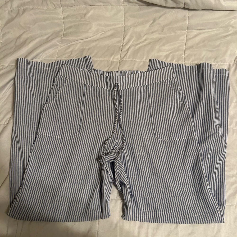 SHEIN Light Blue and White Striped Fabric